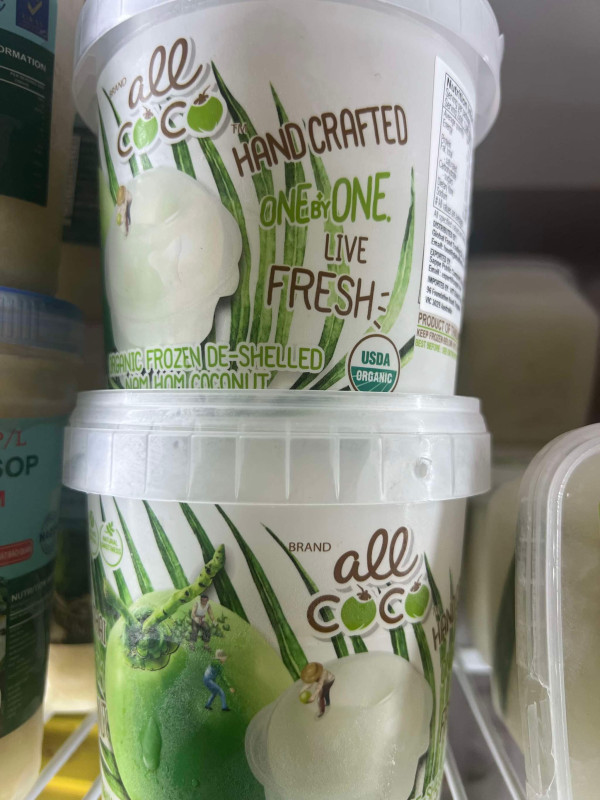 Dừa thái non nguyên trái sale 5$